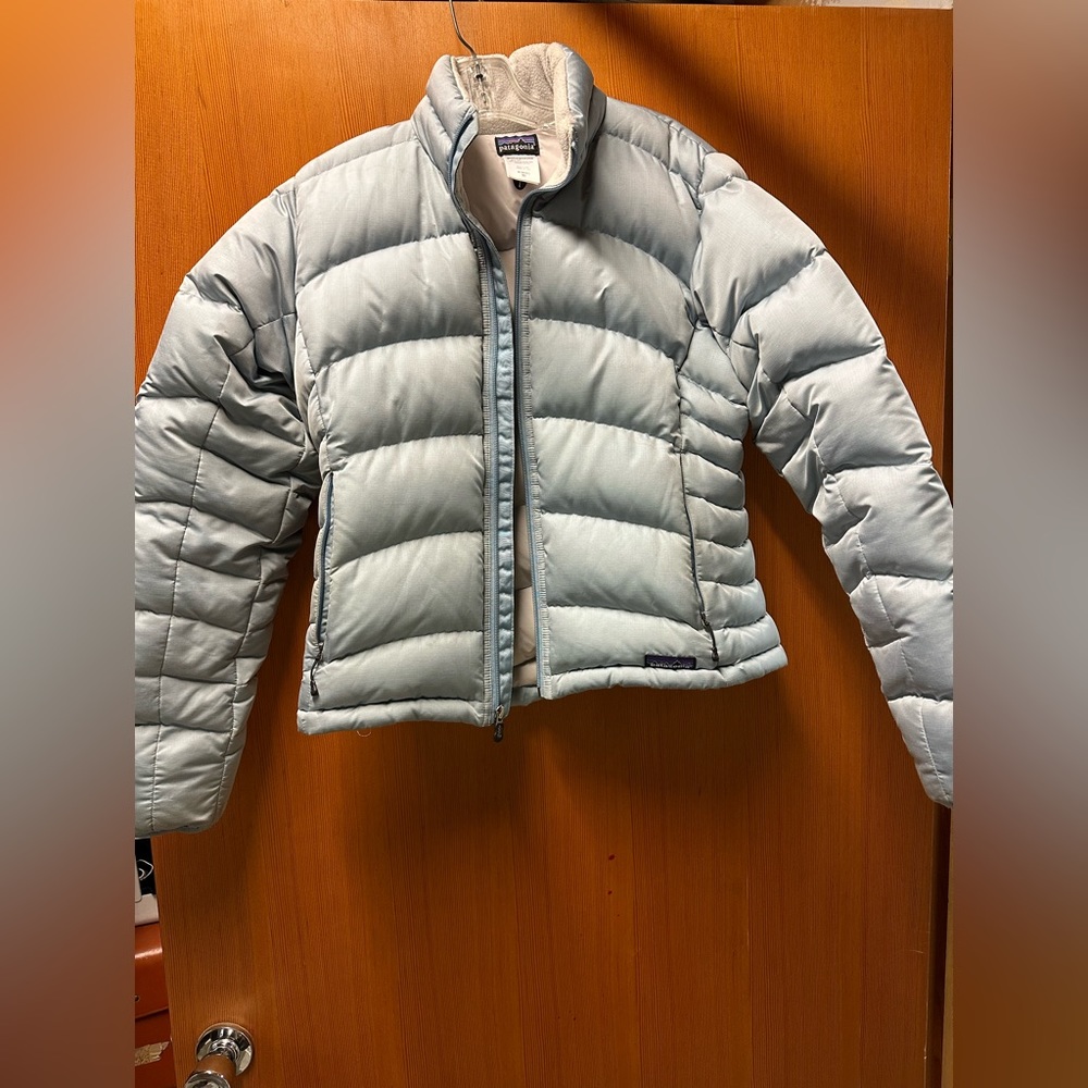 Women’s size medium Patagonia jacket